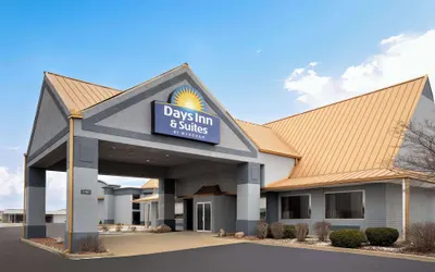 Days Inn & Suites by Wyndham Kokomo