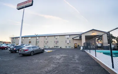 Kennewick Inn & Suites Tri Cities