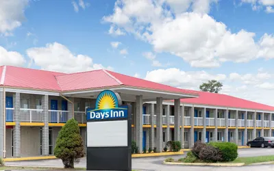 Days Inn by Wyndham Richmond