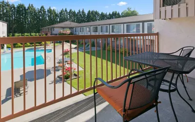 Clarion Pointe Mount Vernon - Burlington