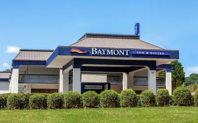 Baymont by Wyndham McDonough