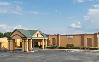 Red Roof Inn Forsyth