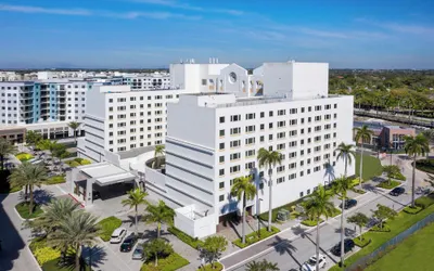 Sheraton® Suites Fort Lauderdale West