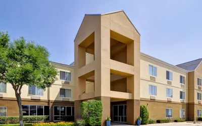 Fairfield Inn & Suites Dallas Medical/Market Center