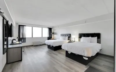 Holiday Inn Express And Suites Washington Dc Noma by IHG