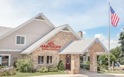 Hawthorn Extended Stay by Wyndham Green Bay