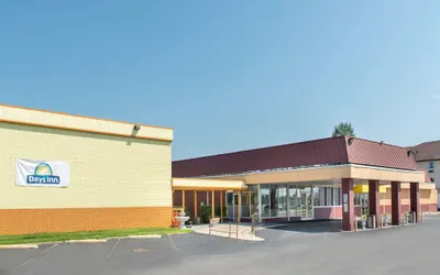 Days Inn by Wyndham Salem, Illinois