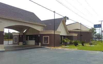 Baymont by Wyndham Pensacola