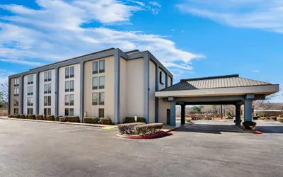 Quality Inn & Suites North Little Rock