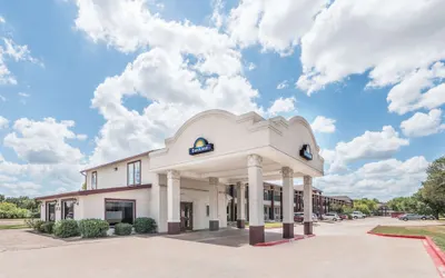 Days Inn by Wyndham Bryan College Station