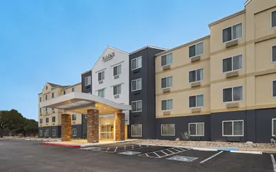 Fairfield Inn & Suites by Marriott San Antonio Market Square