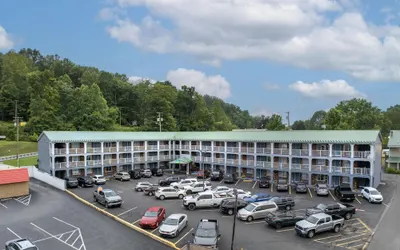 SureStay Hotel by Best Western Summersville