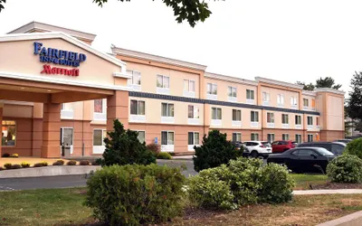 Fairfield Inn & Suites Hartford Airport