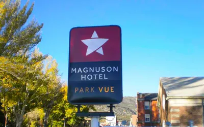 Magnuson Hotel Park Vue