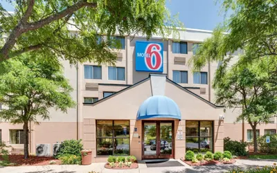 Motel 6 Milford, CT