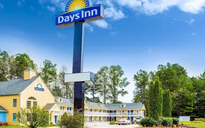 Days Inn by Wyndham Cornelia