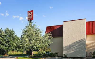 Red Roof Inn Cleveland Airport-Middleburg Heights