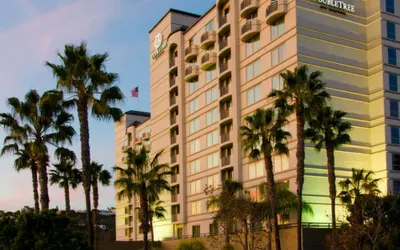 DoubleTree by Hilton Hotel San Diego - Mission Valley
