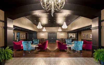 The Highlander Hotel Iowa City, an Ascend Collection Hotel