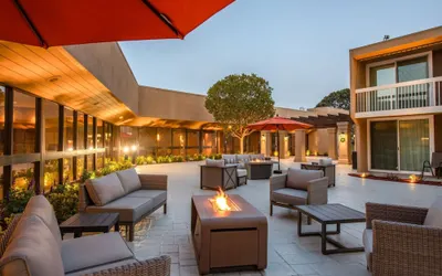 Holiday Inn Oxnard North by IHG