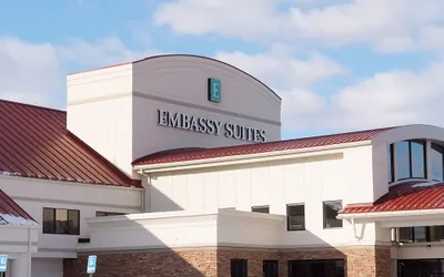 Embassy Suites by Hilton Detroit Metro Airport