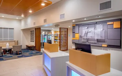 Holiday Inn Express Chesapeake - Norfolk, an IHG Hotel