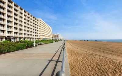 Country Inn & Suites by Radisson, Virginia Beach (Oceanfront), VA