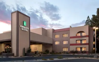 Embassy Suites by Hilton Phoenix Tempe