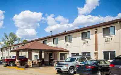 Quality Inn near I-72 and Hwy 51