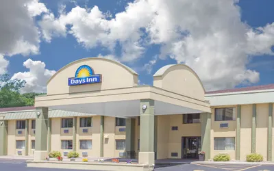 Days Inn by Wyndham Portage