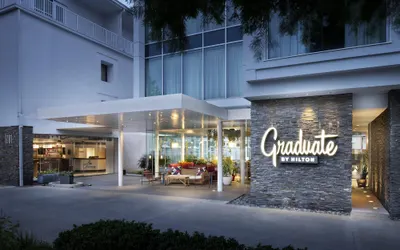 Graduate by Hilton Dallas