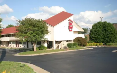 Red Roof Inn Greensboro Airport