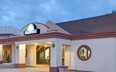 Days Inn by Wyndham Washington Pennsylvania