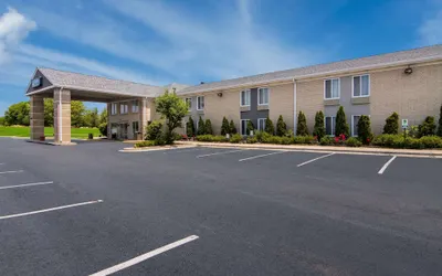 Quality Inn Aurora - Naperville Area