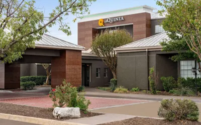 La Quinta Inn & Suites by Wyndham Round Rock North