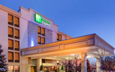 Holiday Inn Express Flint-Campus Area, an IHG Hotel