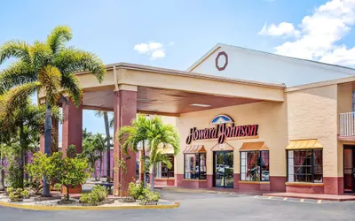 Howard Johnson by Wyndham Ft. Myers FL