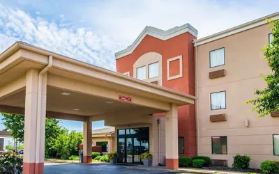 Comfort Suites Louisville East