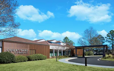 Courtyard by Marriott Huntsville University Drive