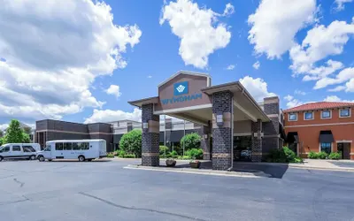 Wyndham Bloomington - Mall of America