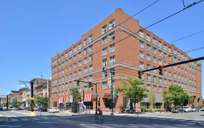 Holiday Inn Express & Suites Buffalo Downtown - Medical CTR, an IHG Hotel