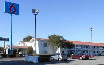 Motel 6 Garland, TX - Northeast Dallas