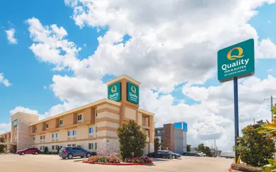 Quality Inn & Suites Plano East - Richardson