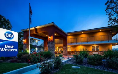 Best Western Willows Inn