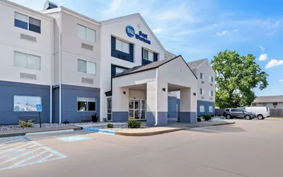 Best Western Ottumwa Inn & Suites