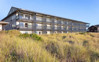 Lincoln Sands Oceanfront Resort, Ascend Hotel Collection