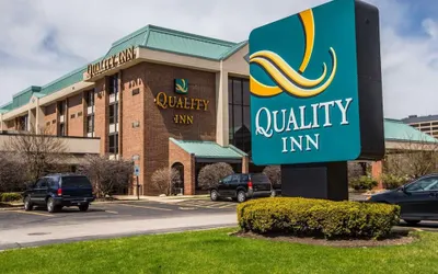 Quality Inn Schaumburg - Chicago near the Mall