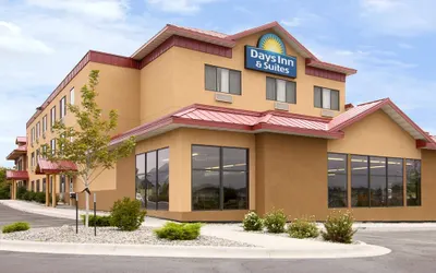 Days Inn & Suites by Wyndham Bozeman