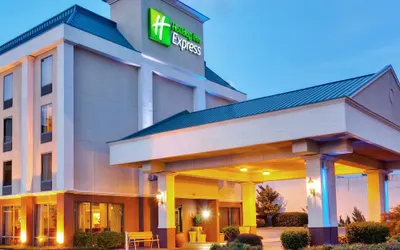 Holiday Inn Express Memphis Medical Center Midtown, an IHG Hotel