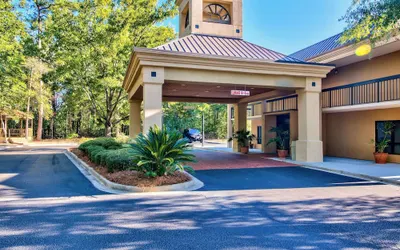 Clarion Inn & Suites Aiken South